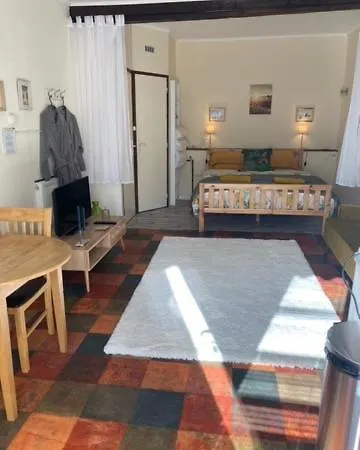 No 5 * Plaisance (Gers)