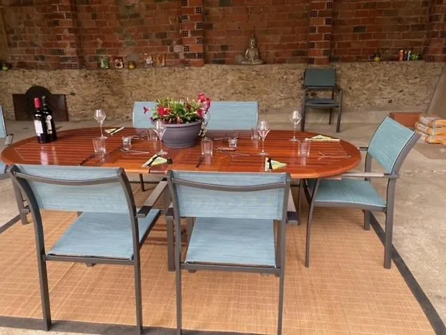 No 5 * Plaisance (Gers)